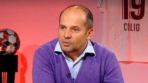 Derapajul lui Radu Banciu la adresa Viitorului: "Sunt mai puține blaturi în play-off!". Ce plan are Hagi în play-out: "Asta vorbește toată lumea"