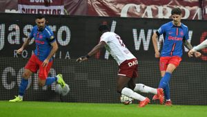 Gigi Becali a făcut prăpăd după Rapid - FCSB. A cerut penalty cu VAR și un cartonaș roșu: „E 11 metri clar”
