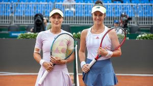 Ana Bogdan, calificare fără emoții în optimi la BCR Iași Open. Rezultatele zilei | GALERIE FOTO