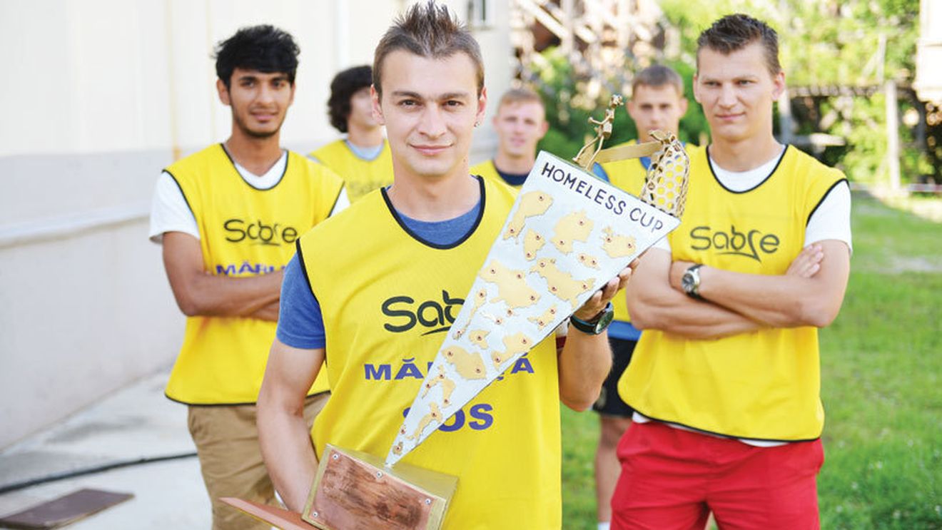 Ei, fără casă, FRF, fără rușine! Campionii europeni din naționala homeless au povestit cum au fost umiliți de federație
