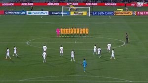 Scandal în preliminariile CM 2018. FOTO | Jucătorii Arabiei Saudite au IGNORAT momentul de reculegere în cinstea victimelor atentatului din Londra. Au știut saudiții ce se întâmplă?
