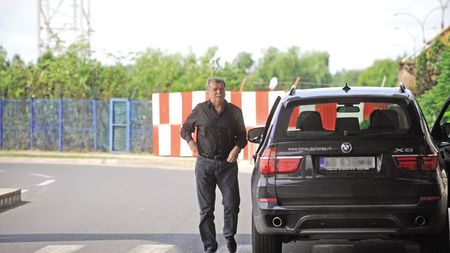 Cum poate dispărea o mașină de la „Vamă"?! Poliția anchetează cazul în care e implicat fostul oficial al Rapidului