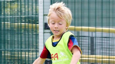 A plecat în vacanță și a ajuns juniorul BarÃ§ei!** Povestea incredibilă a unui puști de 7 ani care a luat parte întâmplător la un trial VIDEO