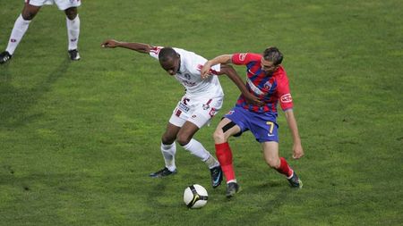 Steaua** sau Rapid!