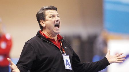 Radu Voina,** contestat și la Vâlcea