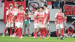 Alertă la Dinamo! Titularul care l-a impresionat pe Gică Hagi poate pleca gratis: „Mai am un an de contract”