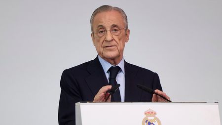 Florentino Perez, atac nuclear împotriva Barcelonei: „S-au plătit 8.000.000 de euro pentru rapoarte despre arbitri. Cum e posibil ca Liga și Federația să fie pasive?!”