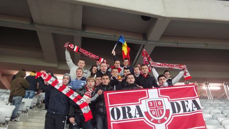 "Unde te duci?" Povestea suporterilor dinamoviști care călătoresc peste 1200 de km pentru a fi alături de echipă