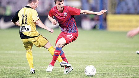 ProSport a stat de vorbă cu italianul care l-a dat pe Chiricheș la AC Milan: "Nu-l vor doar ei!"** Ziaristul face o nouă dezvăluire de SENZAȚIE: îl vrea și locul 3 din Anglia