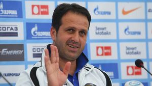 "Levi este amenințat de Beitar doar prin presă!"** Care este termenul în care Steaua trebuie să înregistreze contractul