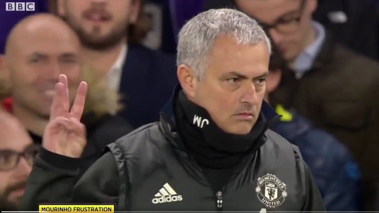"IUDA încă e numărul 1!" VIDEO GENIAL Reacția "specială" a lui Mourinho când fanii lui Chelsea au început să cânte "Fuck off, Mourinho!"