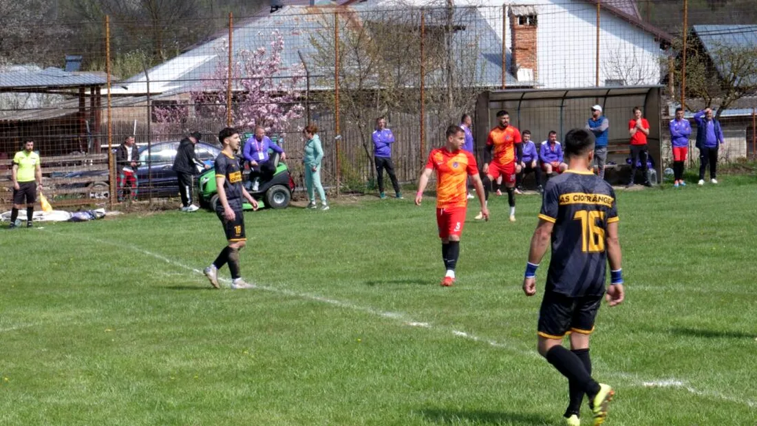 Marius Tomozei s-a întors pe terenul de fotbal, la doi ani după ce își anunța retragerea! Cu cine a semnat