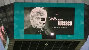 Rușine pentru primăria lui Ciprian Ciucu! Chipul lui Mircea Lucescu, desfigurat pe tabela de la Arena Națională la FCSB - Oțelul