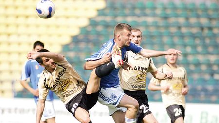 DINAmită de-o repriză