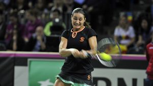 Monica Niculescu, eliminată de Timea Babos, scor 6-4, 1-6, 3-6, în optimile turneului de la Sankt Petersburg