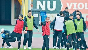 Avertismentul lui Dorinel "Cine nu mă ascultă, va fi ELIMINAT!"** Primele concluzii ale lui Munti ca antrenor la Dinamo