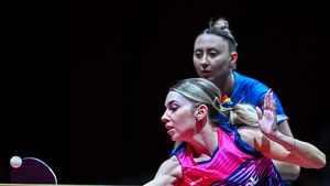 Bernadette Szocs, fără inhibiții la plajă! Campioana și-a etalat trupul în costum de baie