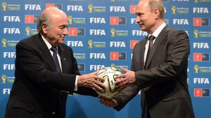 Putin a găsit în Sepp Blatter un susținător fără limite. Președintele FIFA către liderul rus: "Meriți cinci stele"
