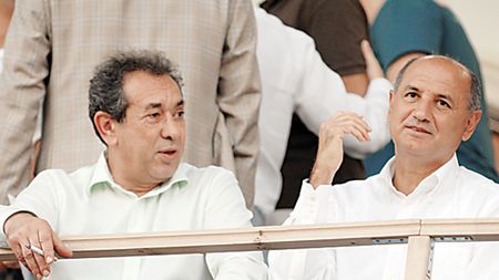 "Copos a ajuns la mâna mea"