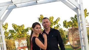 Acționarul unui club de fotbal din România şi-a băgat soția în comă, după ce a lovit-o cu ciocanul în cap pentru că voia să-l părăsească!