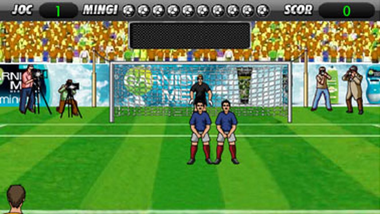 JOC ONLINE** Bate-i pe Ronaldo, Beckham, Juninho sau Zidane și câștigă produse Garnier