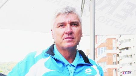 El e Olăroiu din handbalul masculin!** "Colegii s-au bucurat de răul meu"