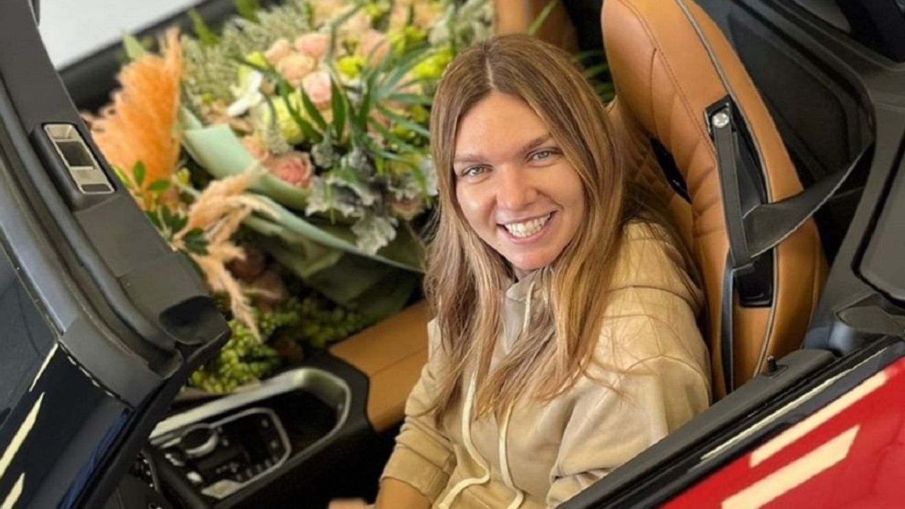Simona Halep, răsfățată cu flori odată cu venirea primăverii! Cum s-a dat de gol campioana României | FOTO