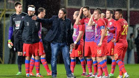 Reghecampf contra Olăroiu, Steaua 2013 - Steaua 2006! Oficialii echipei din Ghencea lucrează la un meci special.** Când ar urma să se dispute