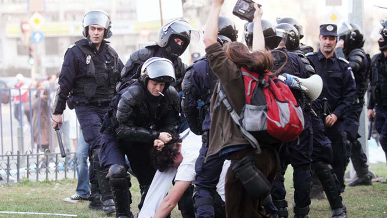 Cine truchează adevărul, dom'' colonel?