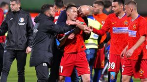 Leo Grozavu, după ce l-a scăpat pe Moruțan de o eliminare. „Olimpiu, treaba ta este să joci fotbal. Suspendări îți trebuie?”. Ce sfat îi dă mijlocașului | EXCLUSIV
