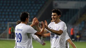 Cantonamente la Izvorani și în Antalya pentru Săgeata