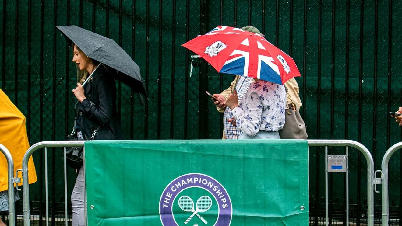 Dmytro Kuleba, ministrul de Externe al Ucrainei, reacție dură după ce sportivii ruși și bieloruși au fost acceptați la Wimbledon: „Au decis să găzduiască doi complici la crimă!”. Guvernul din Marea Britanie, somat să intervină urgent