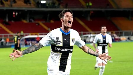 Dennis Man e de neoprit! A dat două goluri pentru Parma, într-un meci cu Atalanta, iar a doua reușită a fost sclipitoare