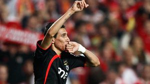 Starul Benficăi, Angel Di Maria, va juca la Real Madrid din toamnă