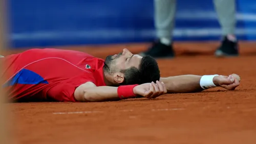 Exemplu și pentru Team Romania la Jocurile Olimpice! Ne-am convins pe viu! Novak Djokovic, calificare într-un picior pentru Serbia în finala de tenis de la Paris! ProSport a surprins reacția pe care a avut-o imediat după marea victorie și cele mai tari imagini: „Luptă în orice condiții pentru noi!” Ce n-ai văzut la TV. EXCLUSIV