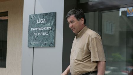 Argăseală: "Arthuro nu este atacant de nivelul Stelei"