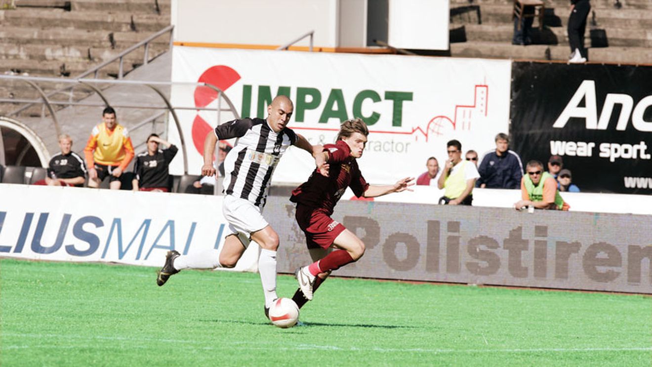 "De ce să le dați primă? Nu mai bine cumpărați tot clubul?"