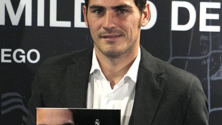 Casillas și-a prezentat biografia numită "Modestia unui campion":** "Nu înțelegeam prea bine de ce trebuia scrisă o carte despre mine" :)