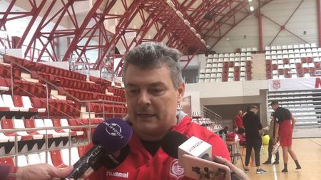 Xavi Pascual, precaut înainte de Motor Zaporojie - Dinamo, din Liga Campionilor: „Joacă acasă, sunt mai buni decât noi. Dar, mergem acolo să câștigăm!”. Ce spune handbalistul Răzvan Gavriloaia