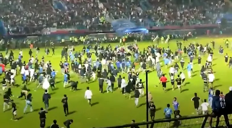 Tragedie inimaginabilă la derby-ul din Indonezia! Un fost fotbalist din Liga 1, martor: „Din ce știu, sunt 200 de morți” | VIDEO