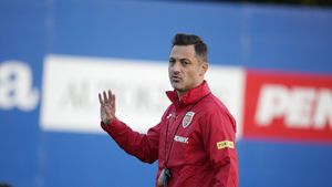Critici pentru Mirel Rădoi cu câteva ore înainte de România - Islanda din partea unui fost internațional: „Când vei fi responsabil și când nu vei mai găsi scuze, vei merge către succes”