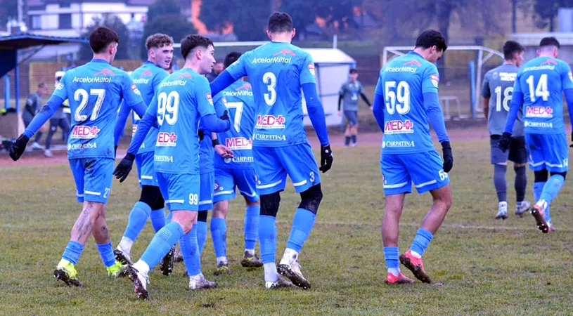 Corvinul Hunedoara, meci pentru play-off, cu FCU Craiova. Florin Maxim, categoric: ”Trebuie să fim conectați”