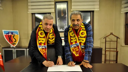 OFICIAL | Șumudică a semnat cu Kayserispor! Reacția românului care va pregăti gruparea turcă pentru următoarele două sezoane