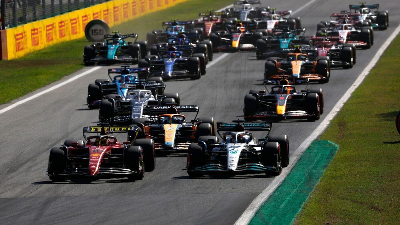 Max Verstappen, încă o victorie mare în Formula 1! Sylvester Stallone și Andreea Bocelli, vedetele de pe circuitul de la Monza. 75 de ani de la fondarea Ferrari