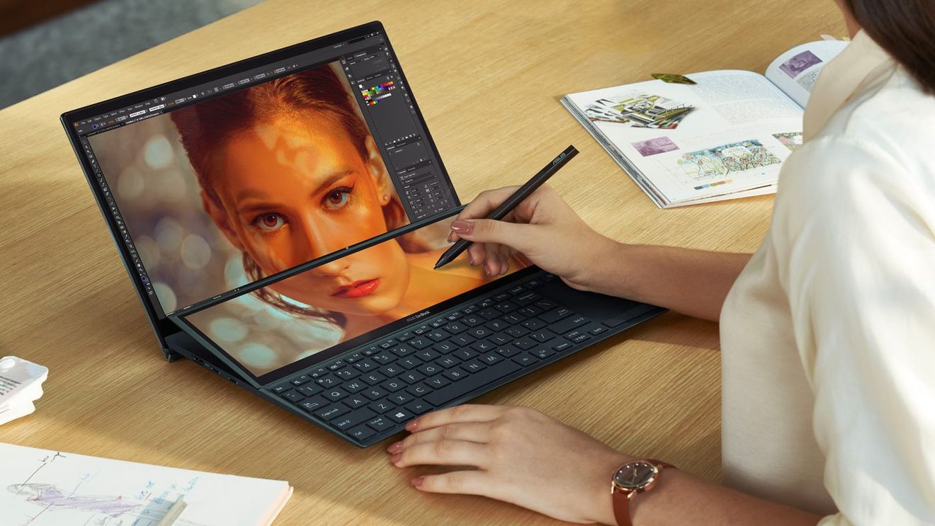 Concurs 10 ani de ASUS ZenBook: inovație și atenție la detalii