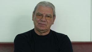 "Cu un ochi plâng și cu unul lăcrimez după meciul cu Franța"