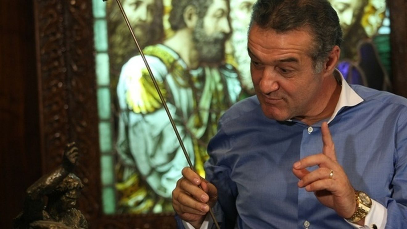 Becali: "Nu ați văzut cum 'mușamaliza' Tănase mingea? Trebuie sa fii de la Bălăceanca să-l dai"