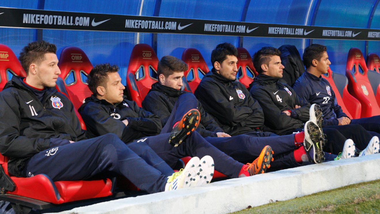 După Kapetanos, Becali îi mai dă GRATIS un atacant rivalei CFR:** "Ce, mă, tu ești mare vedetă la Steaua? La revedere!"