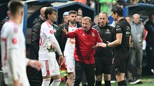 Dorinel Munteanu e aproape să revină. La 57 de ani, "Neamțul" e în negocieri: "Există contacte"