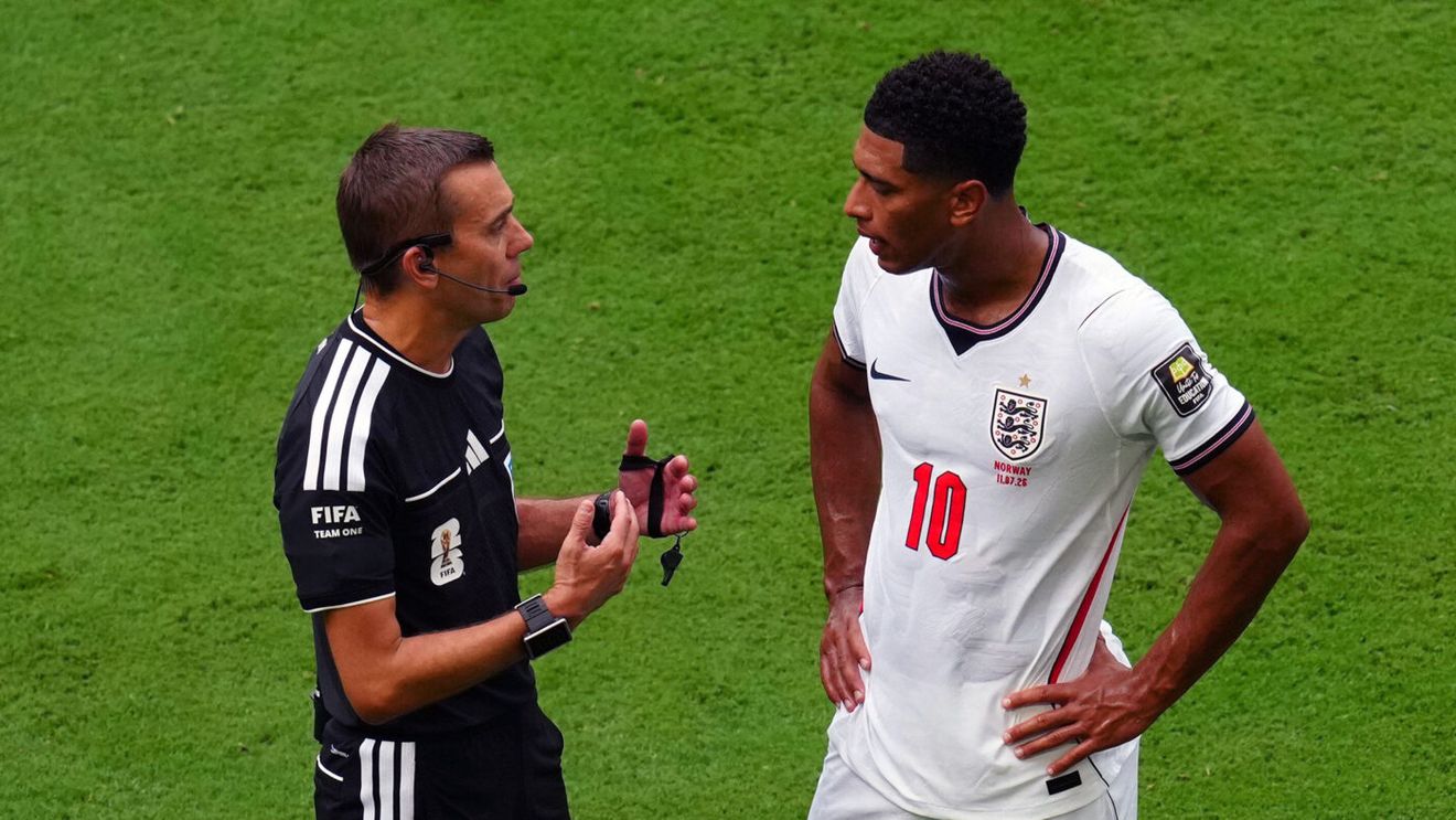Cum l-a numit Jude Bellingham pe arbitrul Clement Turpin după Norvegia – Anglia 1-2 și ce i-a zis mama lui
